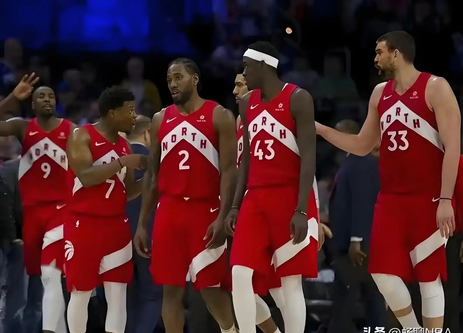 猛龙队遭遇骑士横扫,遭遇连败 猛龙队遭遇骑士横扫,遭遇连败