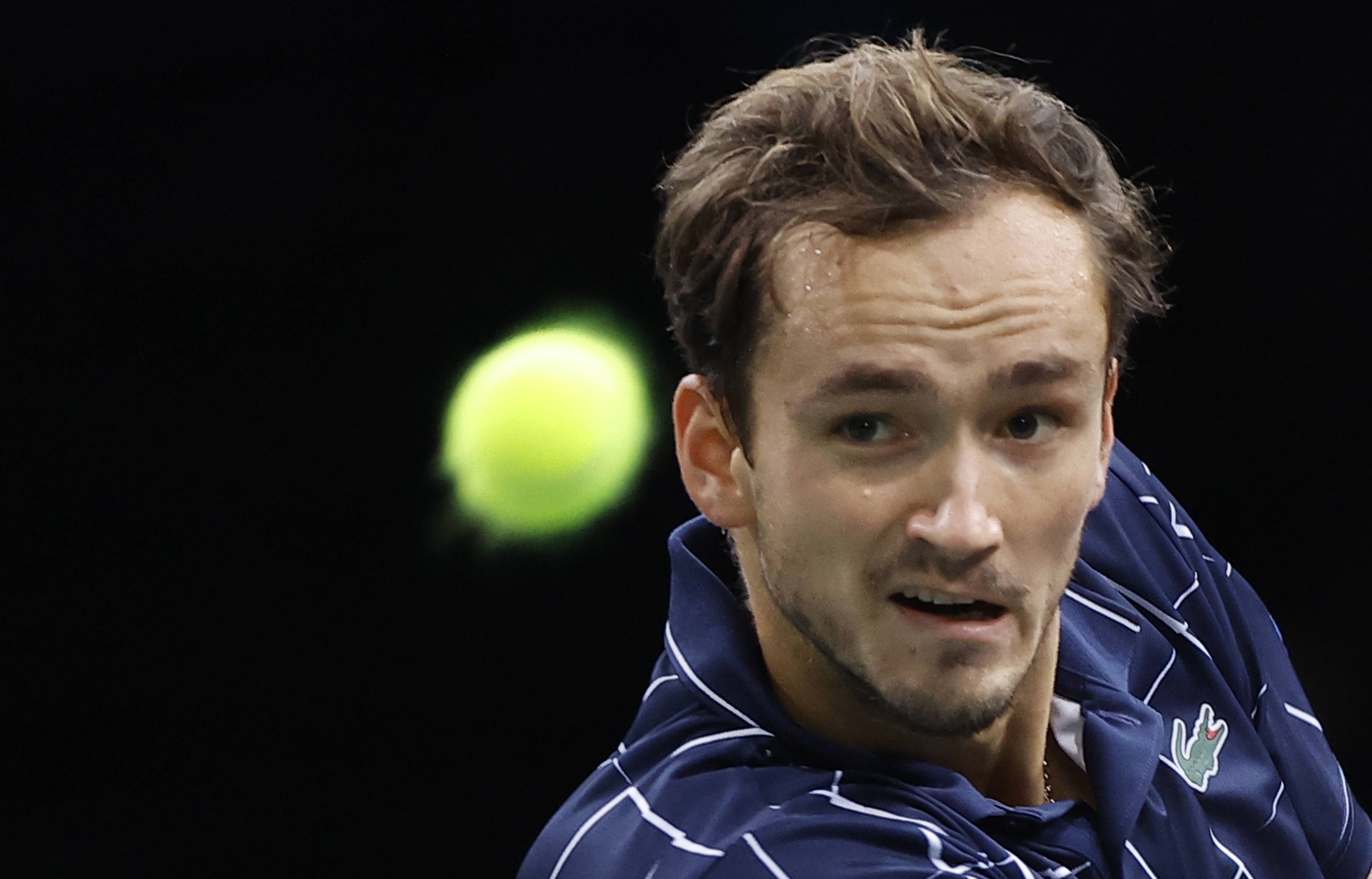 开云体育平台APP-世界网球队翻盘德国网球队，梅德韦杰夫高光表现的简单介绍