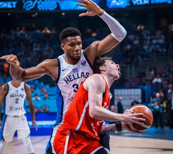 开云平台-包含尼日利亚男篮碾压勇士，字母哥制霸全场的词条