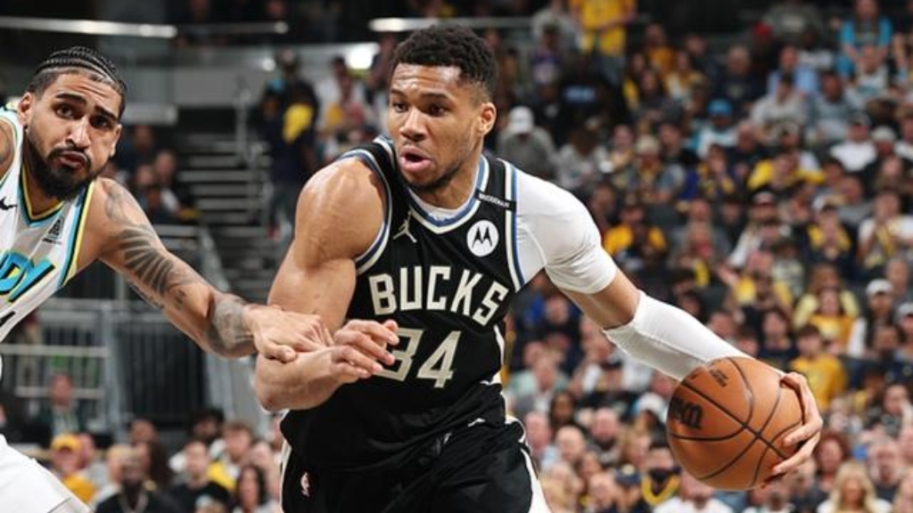 包含尼日利亚男篮碾压勇士，字母哥制霸全场的词条