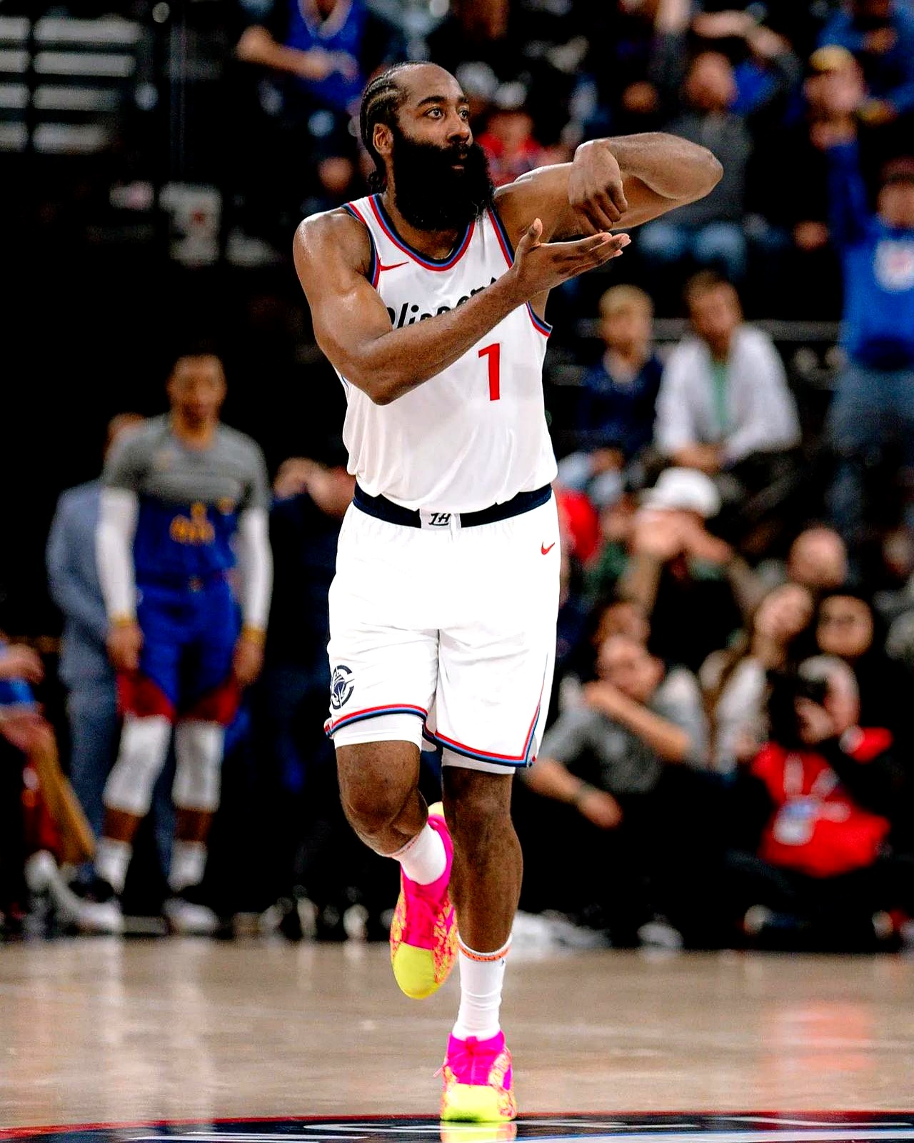 开云体育官网-包含快船擒下老鹰，哈雷尔成全队得分王的词条