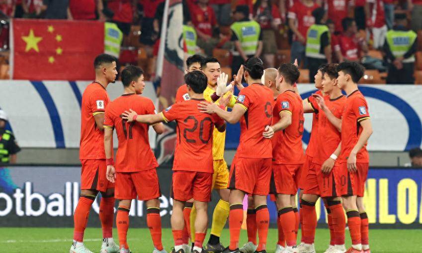 开云体育APP下载-中国险胜那不勒斯，伊布带队取胜