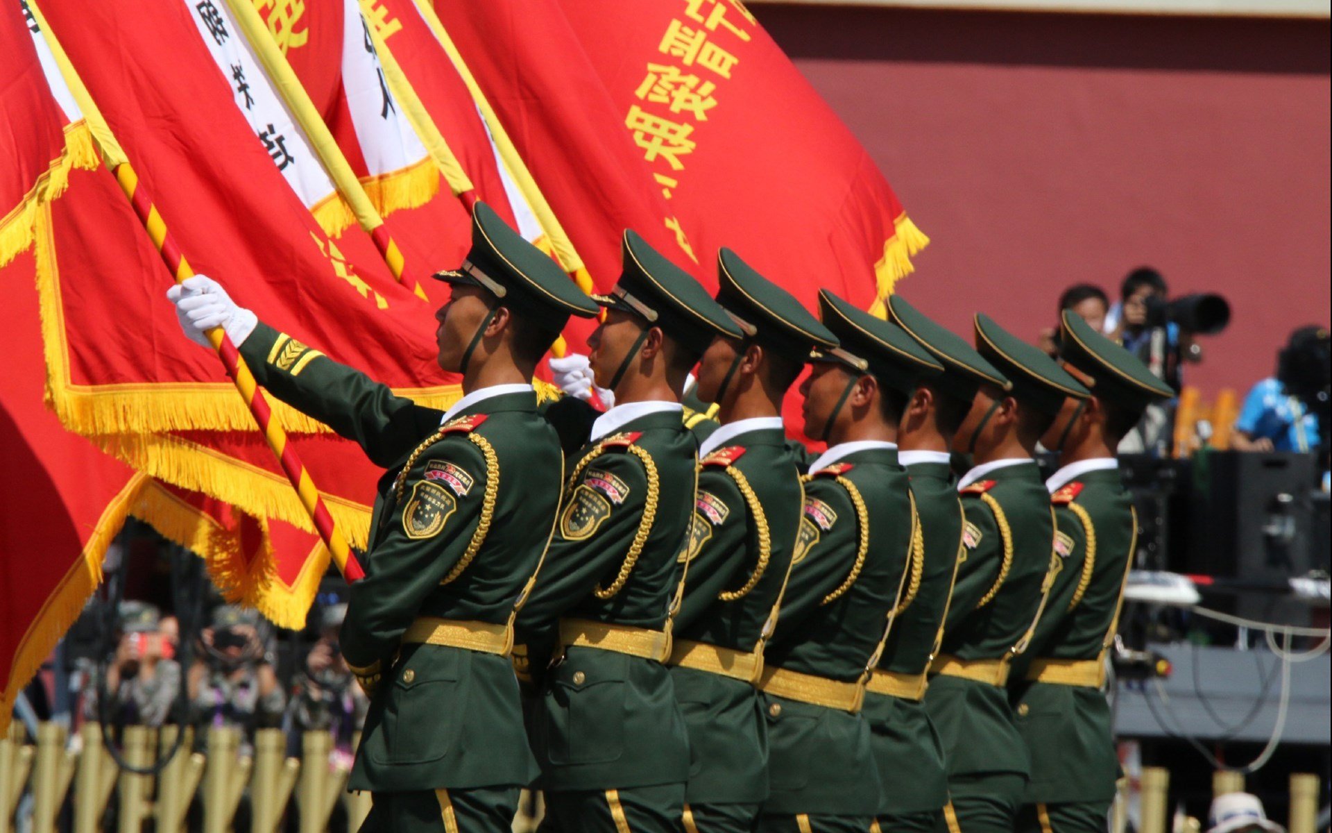 制胜的艺术，从鹈鹕的潮水到恩比德的一击