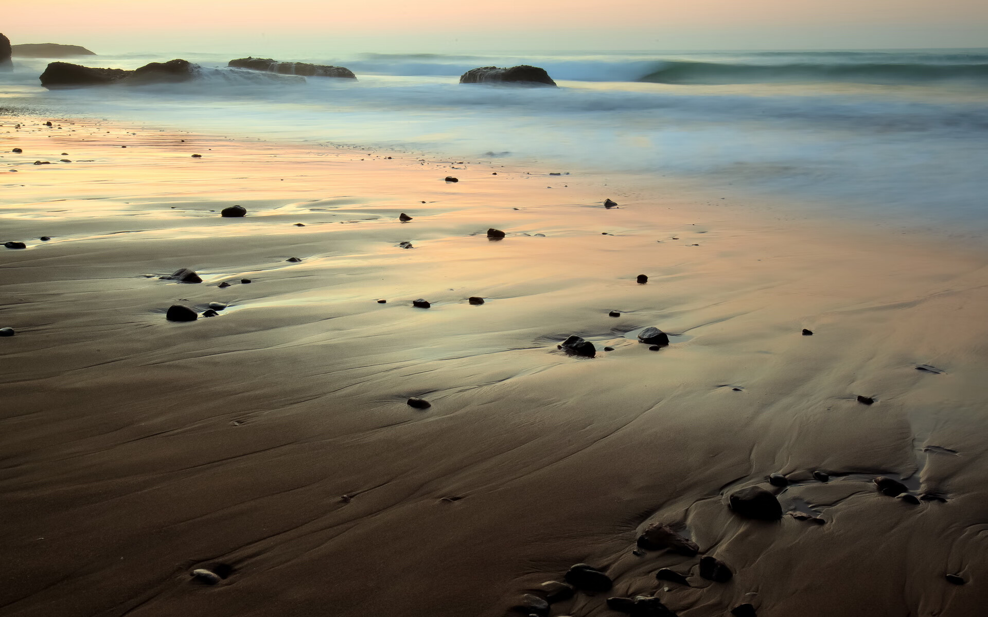 爆冷之夜，巴拉圭强势晋级，巴斯托尼荣耀加冕