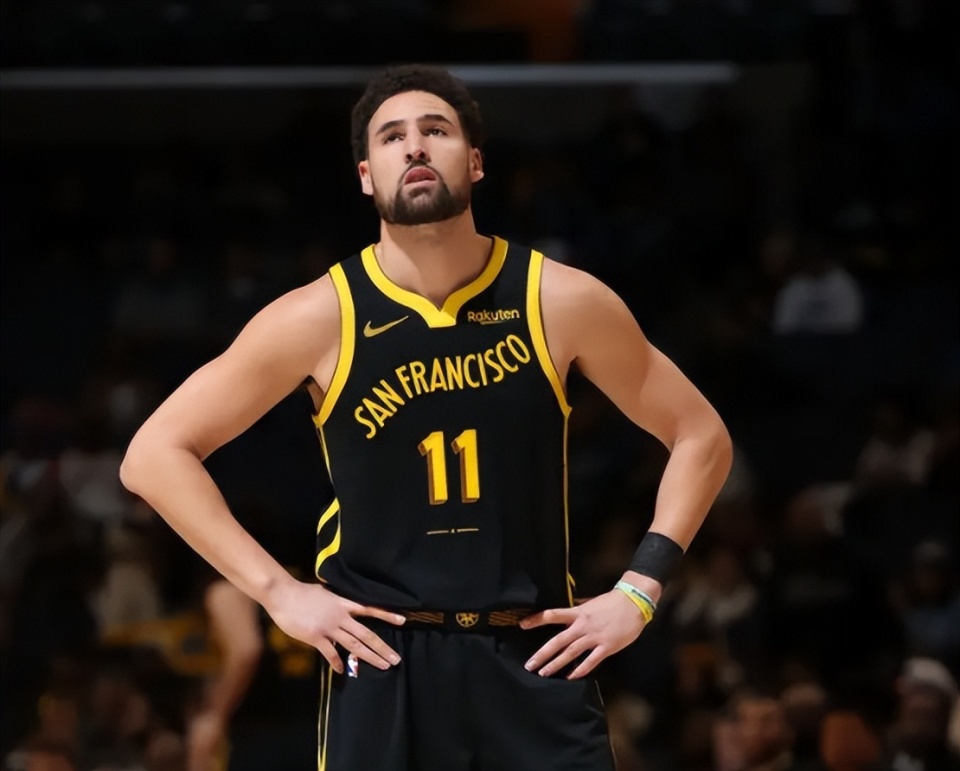 开云平台-深圳队爆冷勇士，克莱存在感拉满