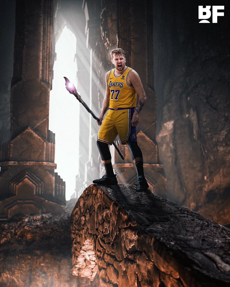 黄蜂对阵篮网,东契奇成为全场焦点 黄蜂对阵篮网,东契奇成为全场焦点