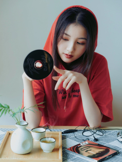 开云下载-演绎逆转美学，福克斯教科书式表现引领爵士翻盘猛龙